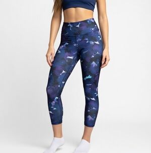 Old Navy Go-Dry Sport Capri Leggings Blue Purple Compression Size M 19.5" VG